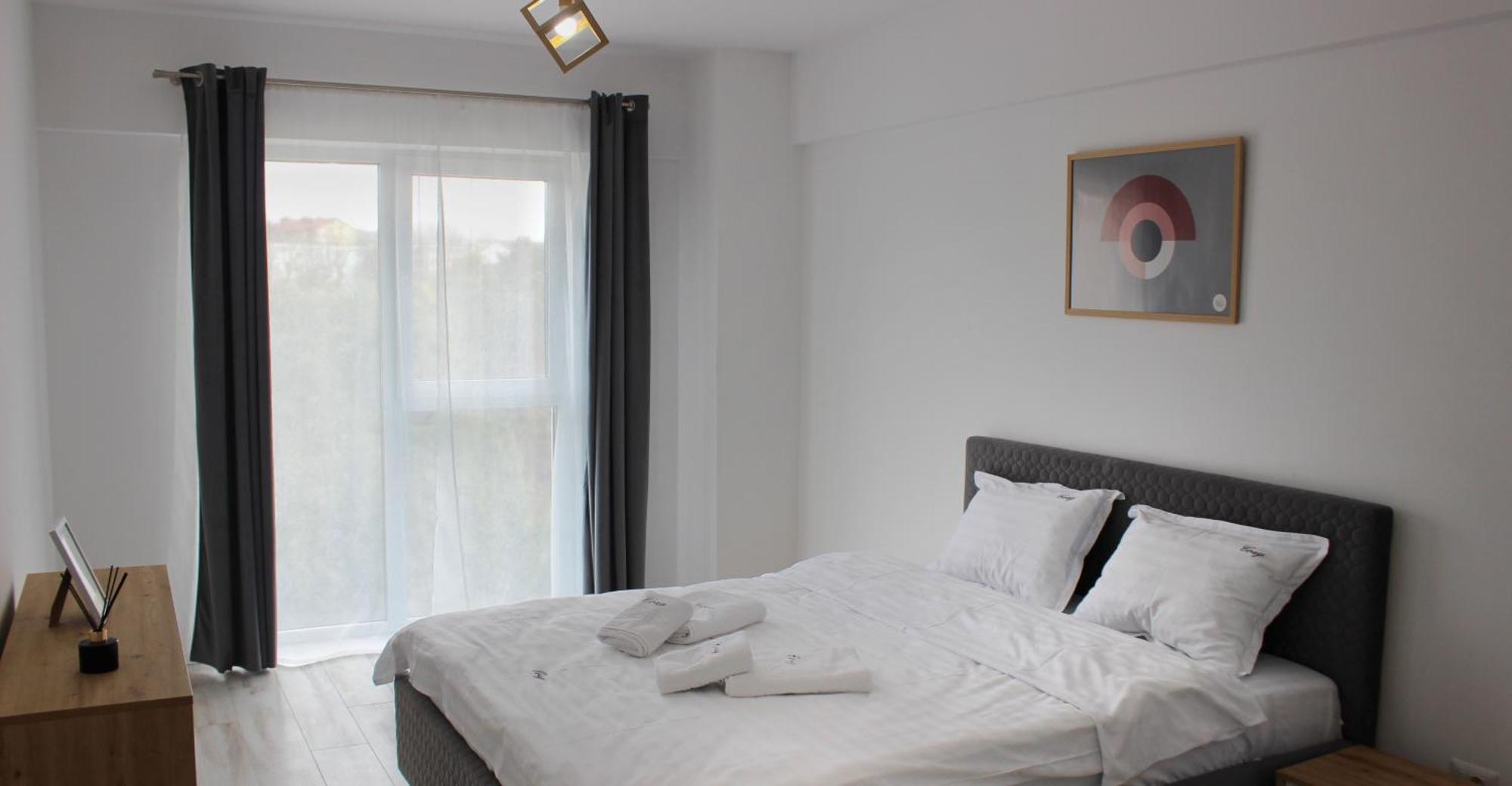 Cozy Apartments In Centre Of Suceava Near Kaufland And University Екстер'єр фото